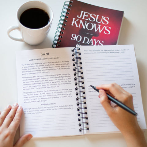 Jesus Knows: 90 Days Through the Gospels